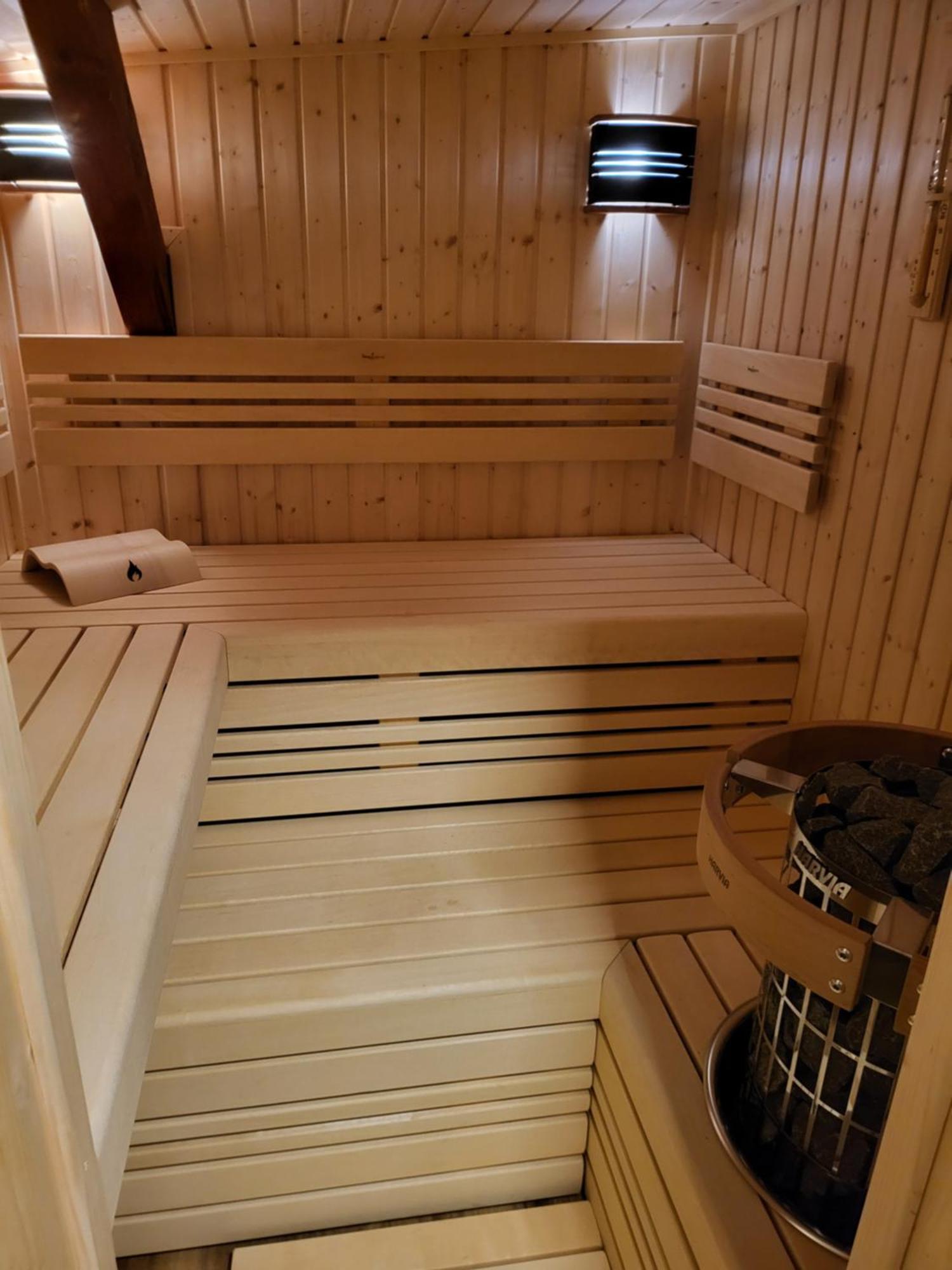 Na Rybnicku Bohutin Hotell Eksteriør bilde