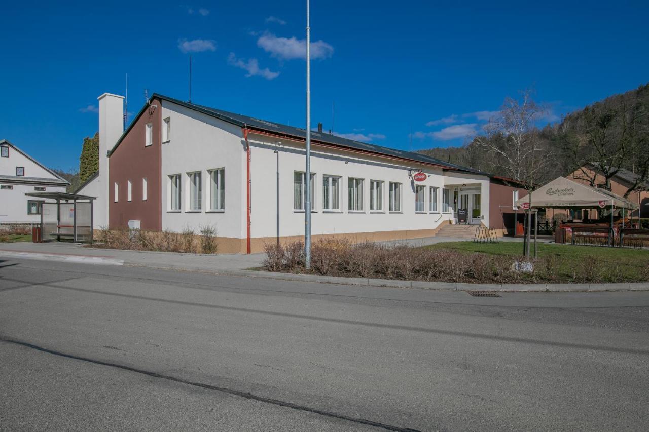 Na Rybnicku Bohutin Hotell Eksteriør bilde